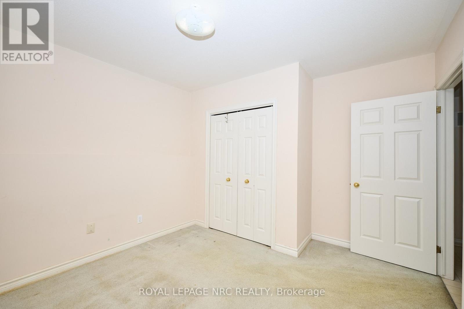 4431 Montrose Road, Niagara Falls, Ontario  K2H 1K1 - Photo 22 - X12468698