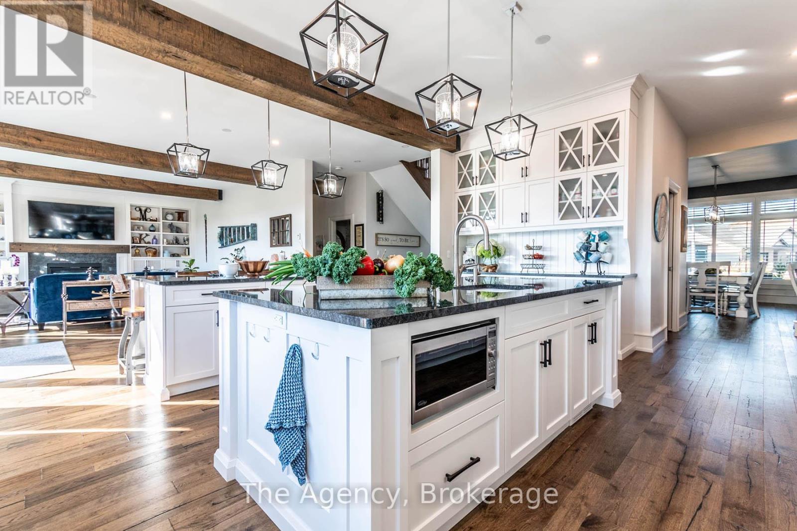 119 Willowbrook Drive, Welland, Ontario  L3C 0G2 - Photo 10 - X12468883