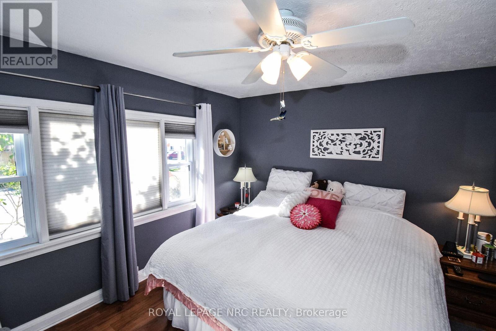 5367 Kitchener Street, Niagara Falls, Ontario  L2G 1B6 - Photo 15 - X12470099