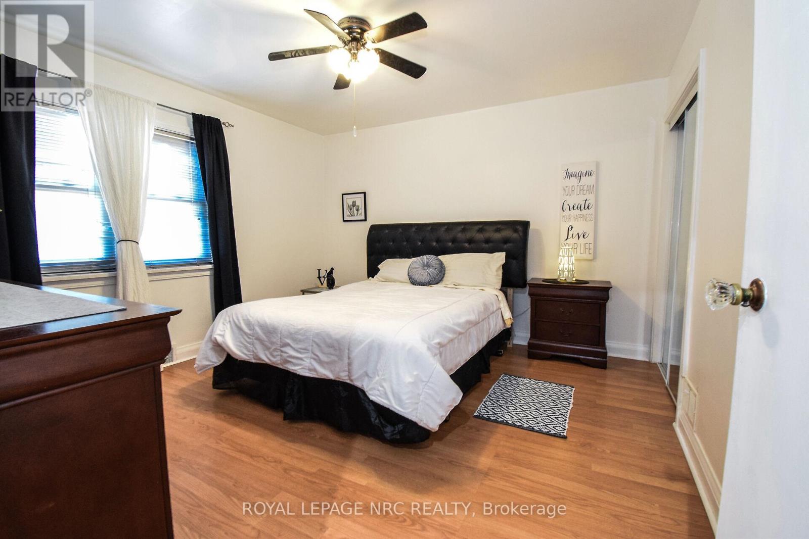 5367 Kitchener Street, Niagara Falls, Ontario  L2G 1B6 - Photo 37 - X12470099