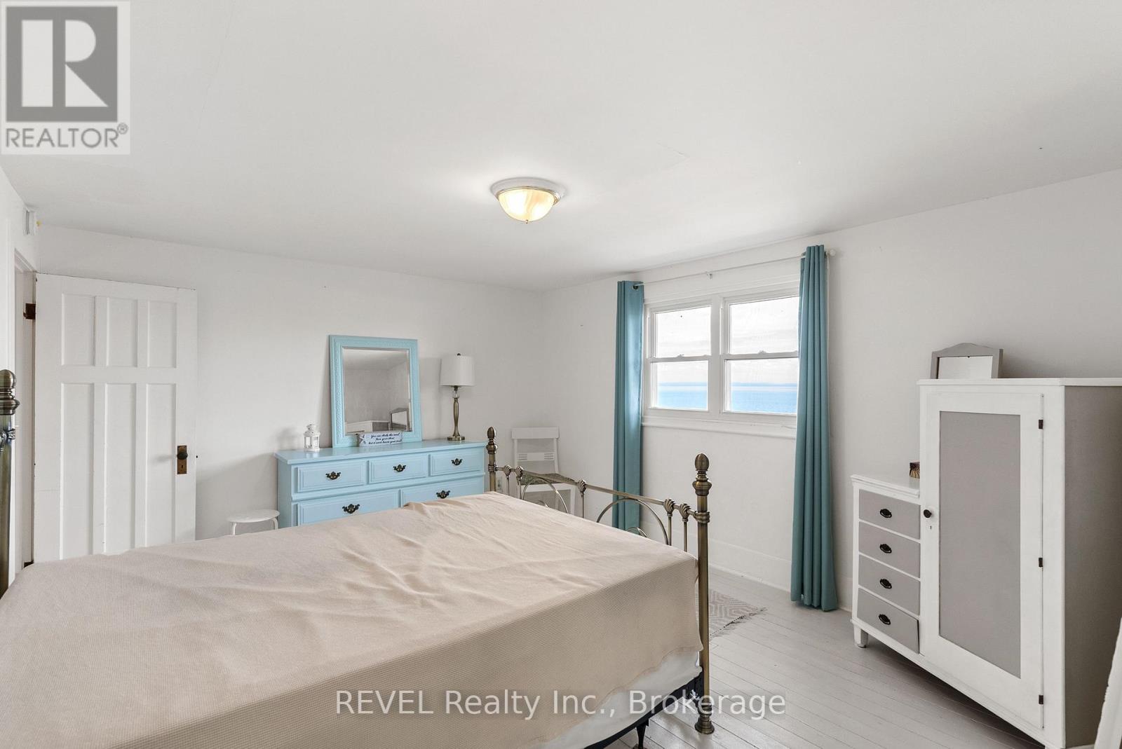 3819 Terrace Lane, Fort Erie, Ontario  L0S 1B0 - Photo 28 - X12472347