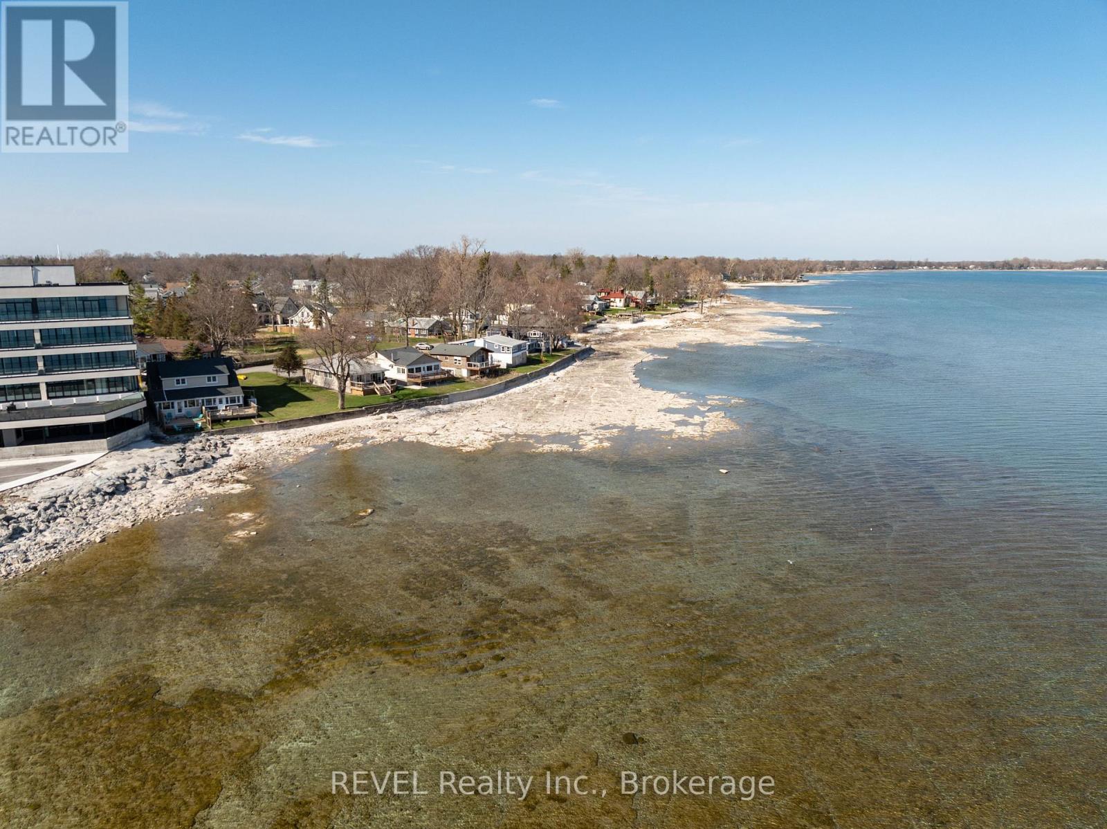 3819 Terrace Lane, Fort Erie, Ontario  L0S 1B0 - Photo 35 - X12472347