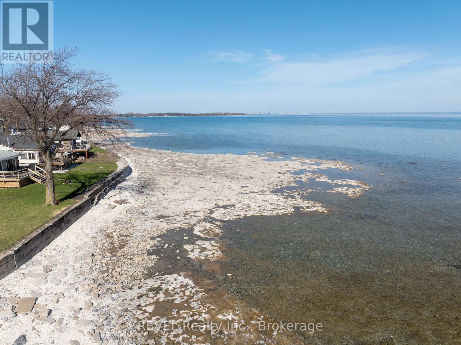 3819 Terrace Lane, Fort Erie, Ontario  L0S 1B0 - Photo 36 - X12472347