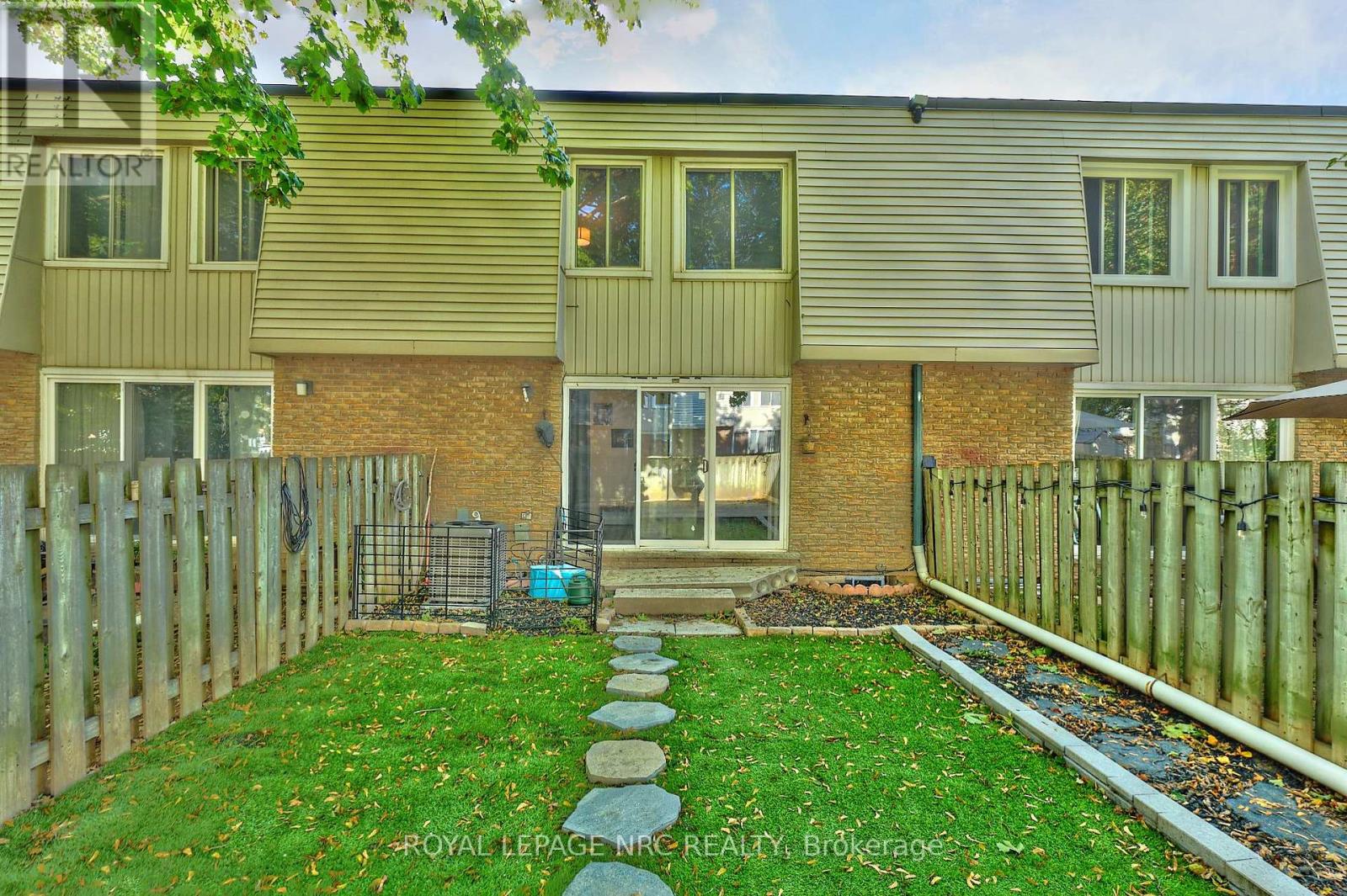 164 - 17 Old Pine Trail, St. Catharines, Ontario  L2M 6P9 - Photo 19 - X12480153