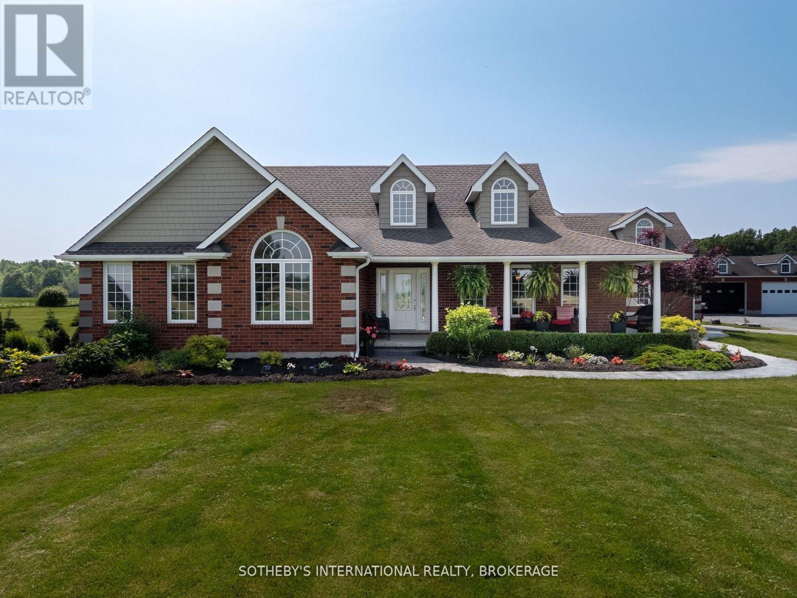 551 Darby Road, Welland, Ontario  L0S 1K0 - Photo 2 - X12481524