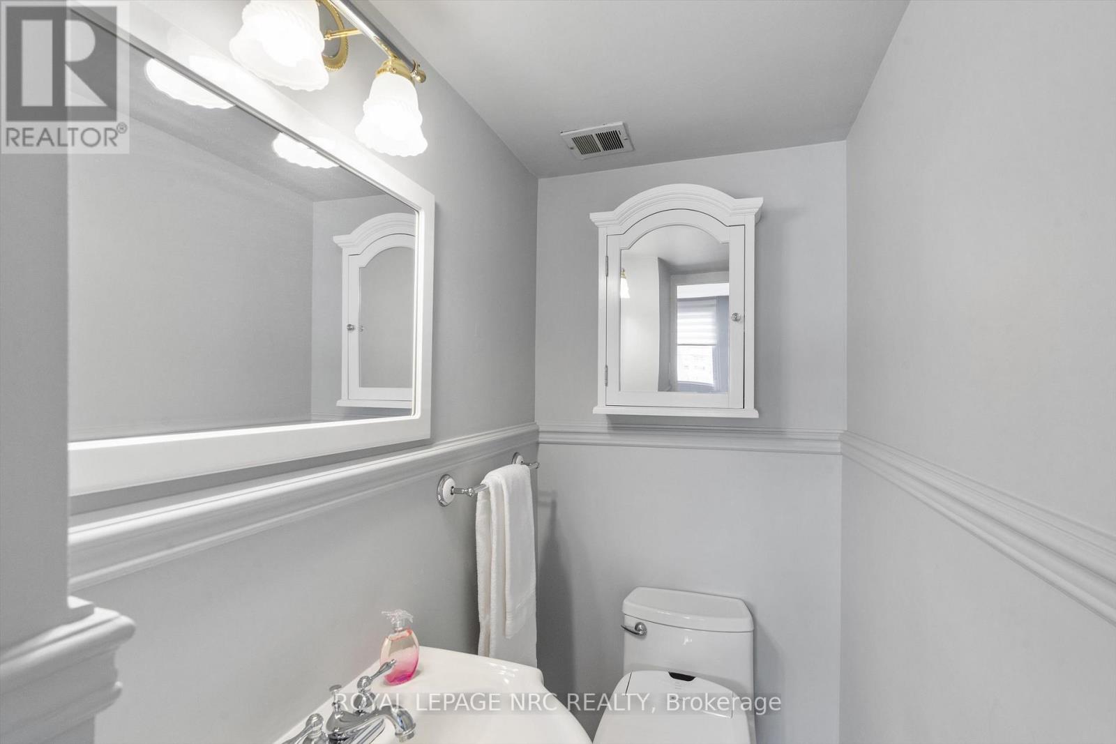 1202 - 15 Towering Heights Boulevard, St. Catharines, Ontario  L2T 3G7 - Photo 21 - X12483499