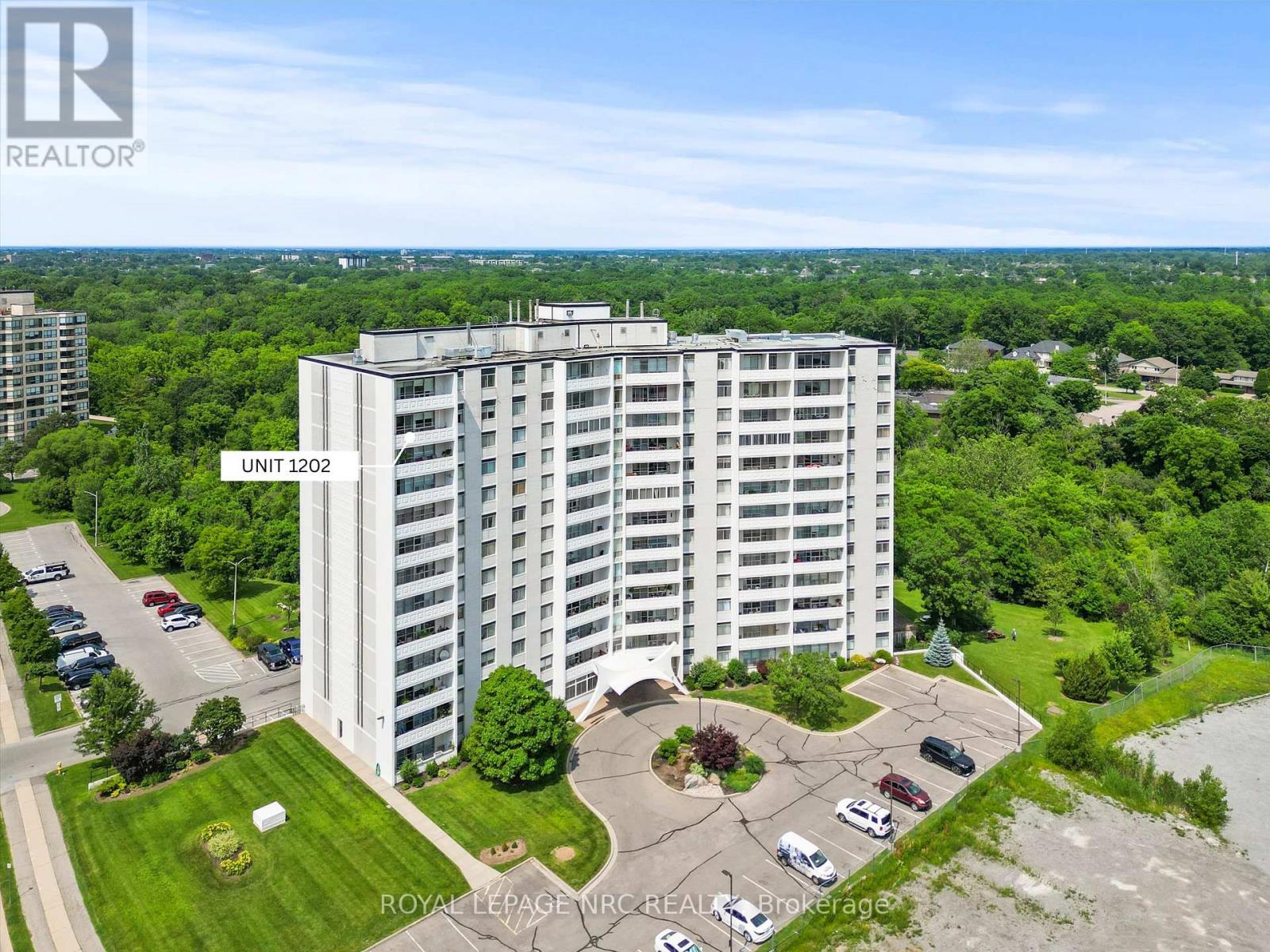 1202 - 15 Towering Heights Boulevard, St. Catharines, Ontario  L2T 3G7 - Photo 37 - X12483499