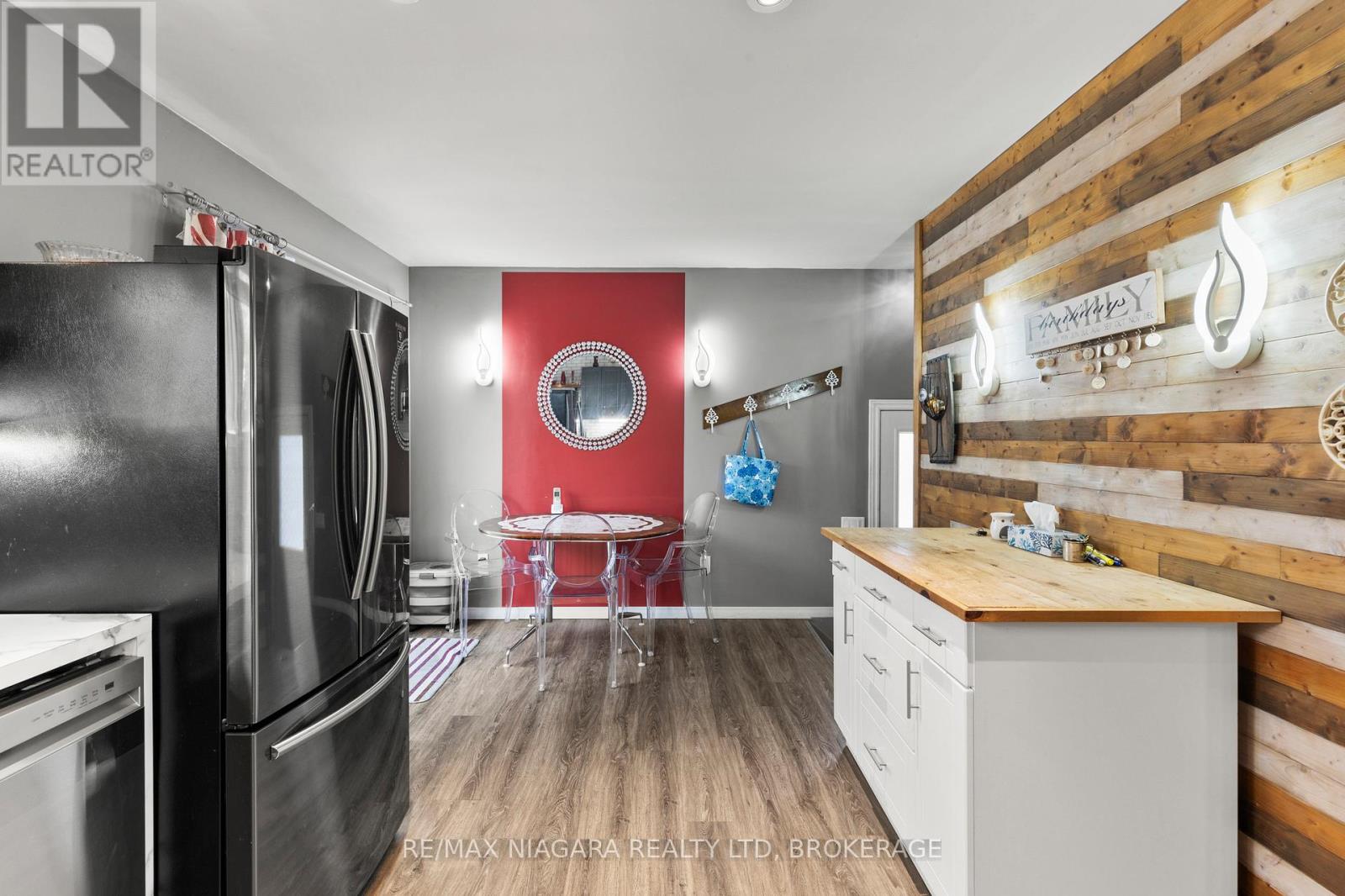 236 Cutress Avenue, Welland, Ontario  L3C 2S8 - Photo 15 - X12483547