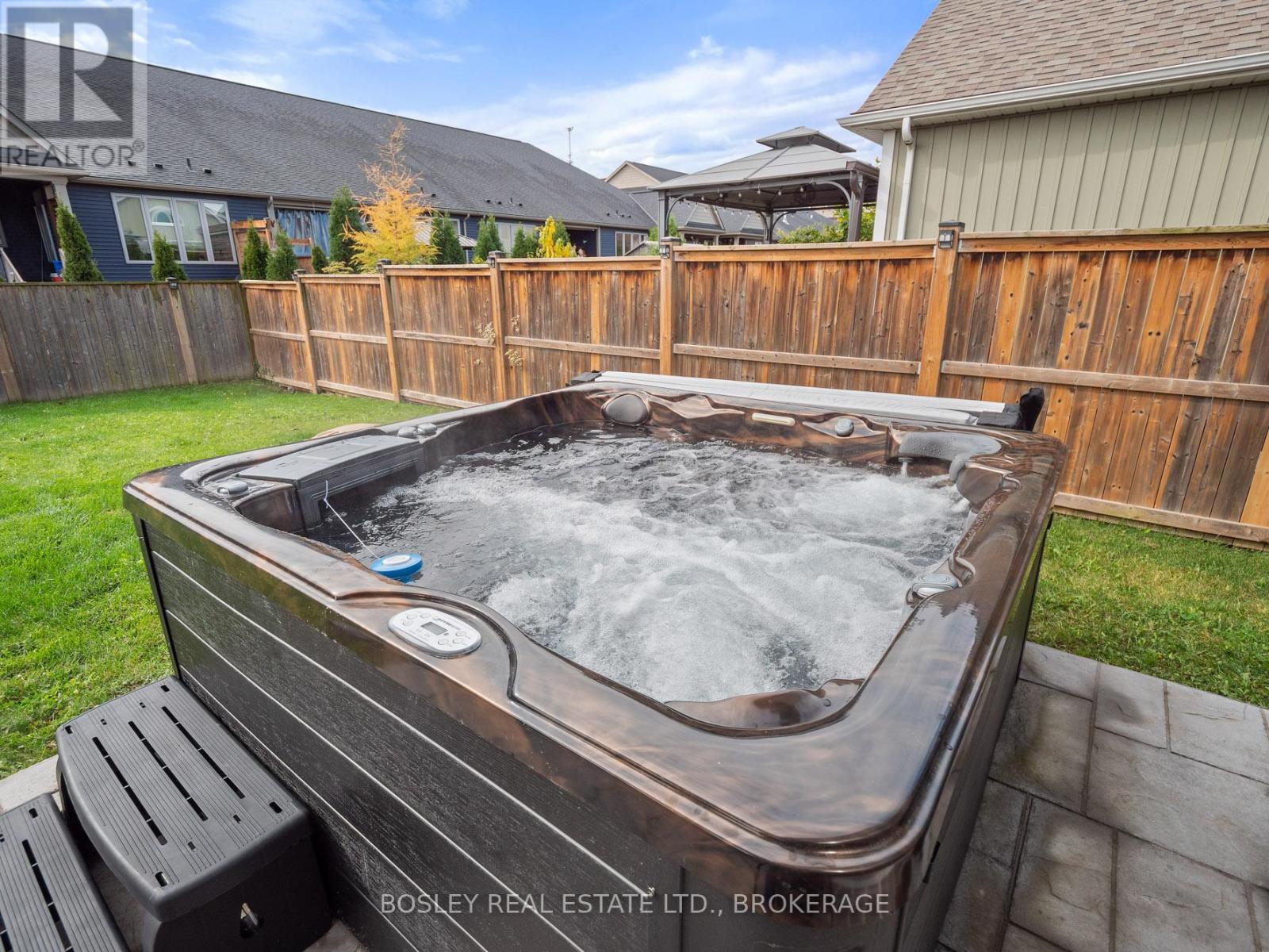 35 Mcfarland Street, Thorold, Ontario  L2V 0E5 - Photo 29 - X12483700