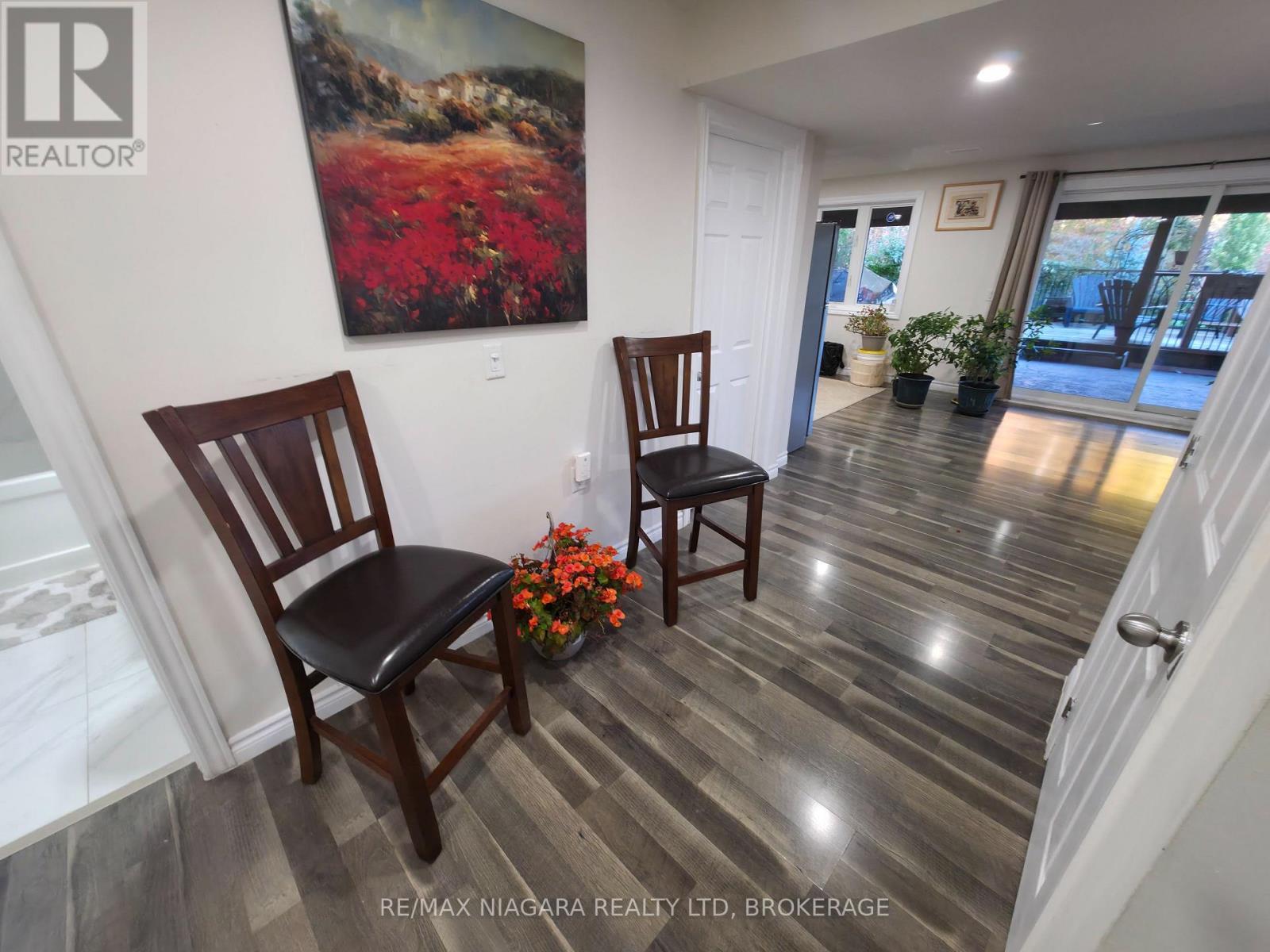 Lower - 7879 Buckeye Crescent, Niagara Falls, Ontario  L2H 0P1 - Photo 10 - X12484273