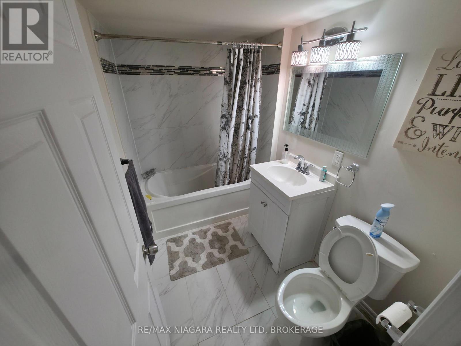 Lower - 7879 Buckeye Crescent, Niagara Falls, Ontario  L2H 0P1 - Photo 12 - X12484273