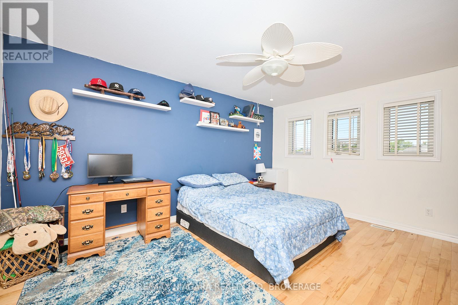 690 Brian Street, Fort Erie, Ontario  L2A 6W2 - Photo 35 - X12485388