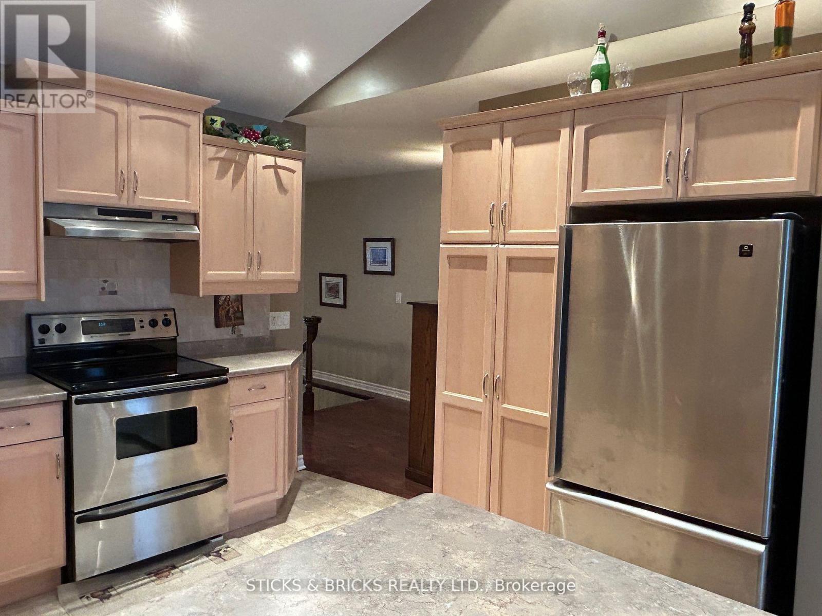 12 - 3241 Montrose Road, Niagara Falls, Ontario  L2H 3L3 - Photo 14 - X12485858