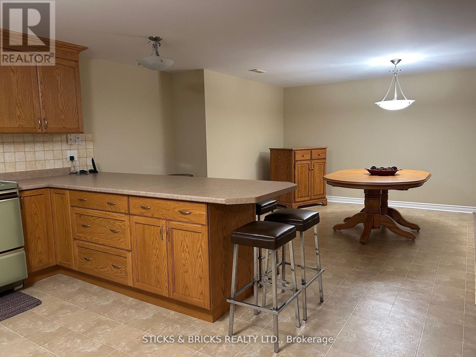 12 - 3241 Montrose Road, Niagara Falls, Ontario  L2H 3L3 - Photo 29 - X12485858