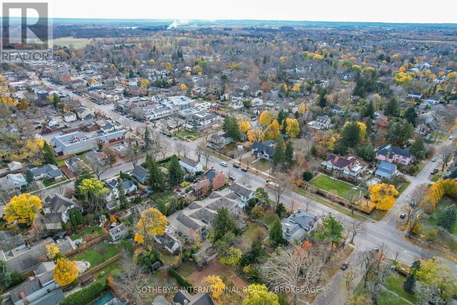 4 - 175 Queen Street N, Niagara-On-The-Lake, Ontario  L0S 1J0 - Photo 3 - X12496288