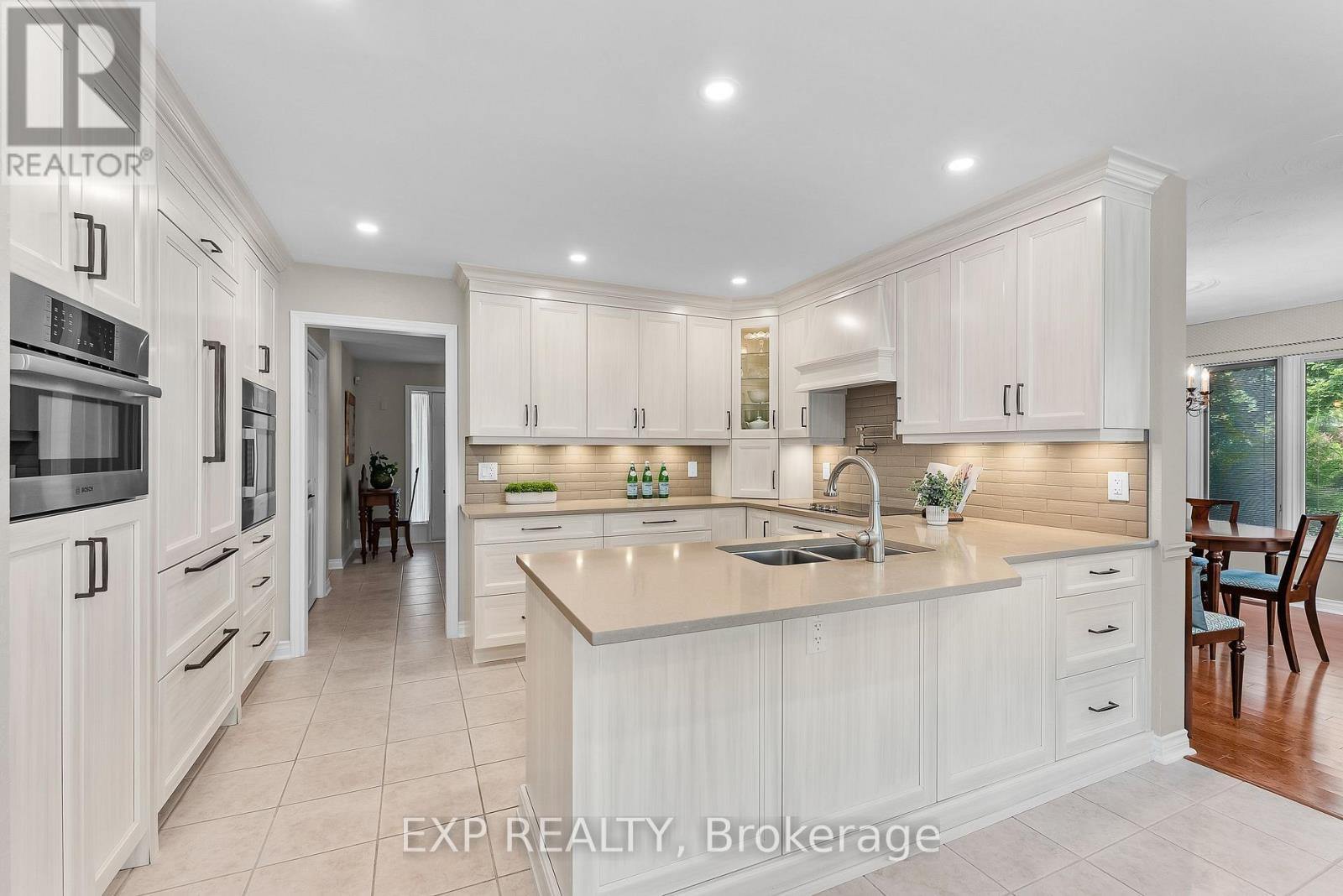 6748 January Drive, Niagara Falls, Ontario  L2J 4J4 - Photo 13 - X12496302