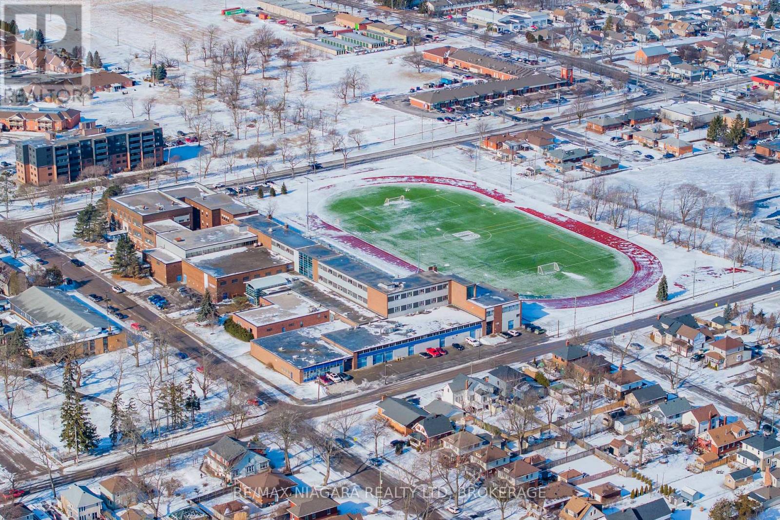 Main Level - 144 Elm Street, Port Colborne, Ontario  L3K 4N4 - Photo 18 - X12496318