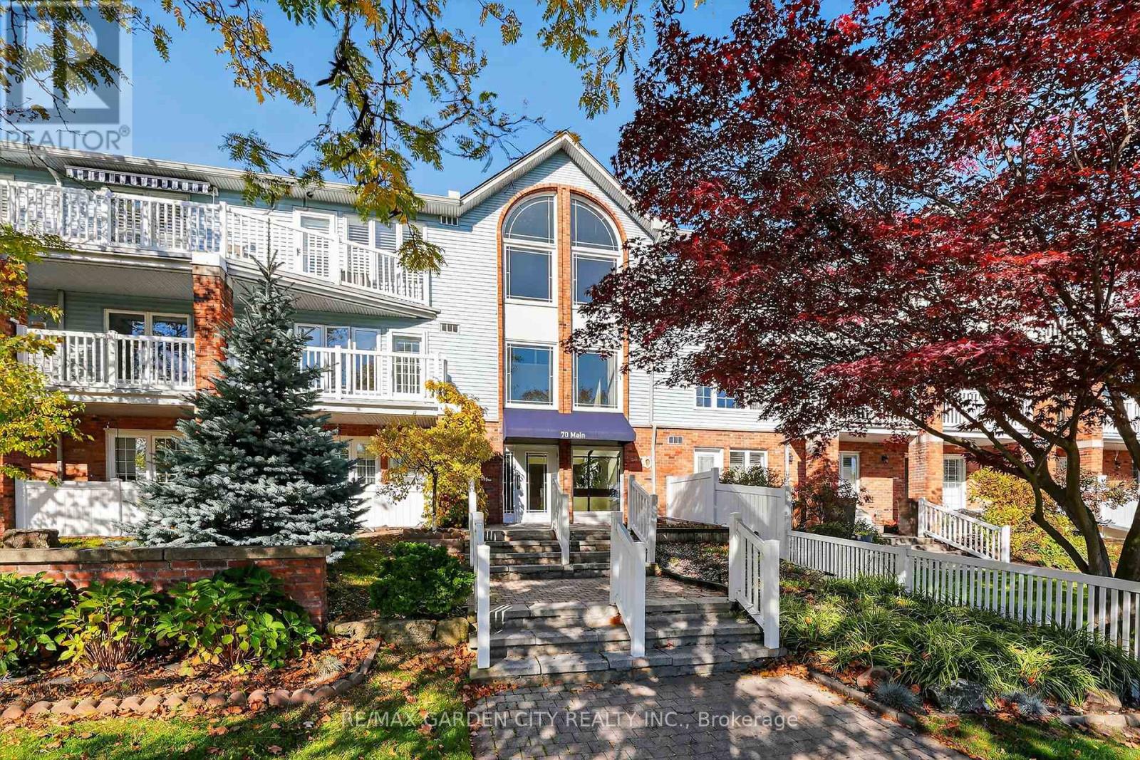 201 - 70 Main Street, St. Catharines, Ontario  L2N 4T9 - Photo 3 - X12505630