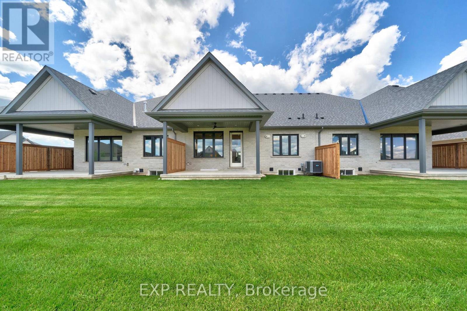 H - 296 Perth Trail, Welland, Ontario  L3B 6G5 - Photo 3 - X12505878