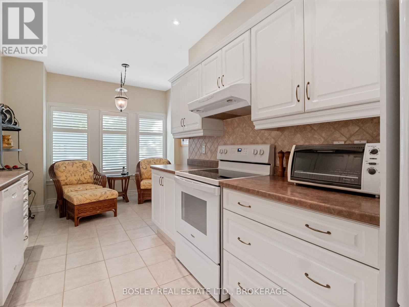 5 - 575 Simcoe Street, Niagara-On-The-Lake, Ontario  L0S 1J0 - Photo 14 - X12512250