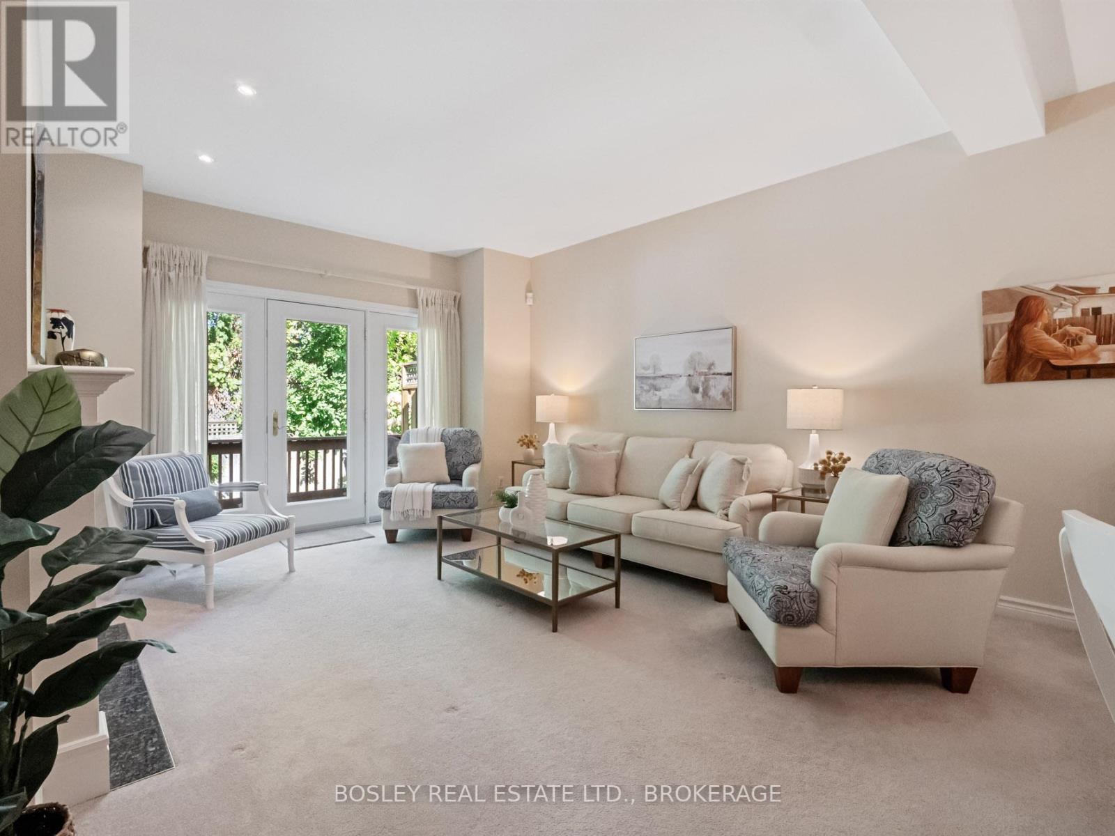 5 - 575 Simcoe Street, Niagara-On-The-Lake, Ontario  L0S 1J0 - Photo 7 - X12512250