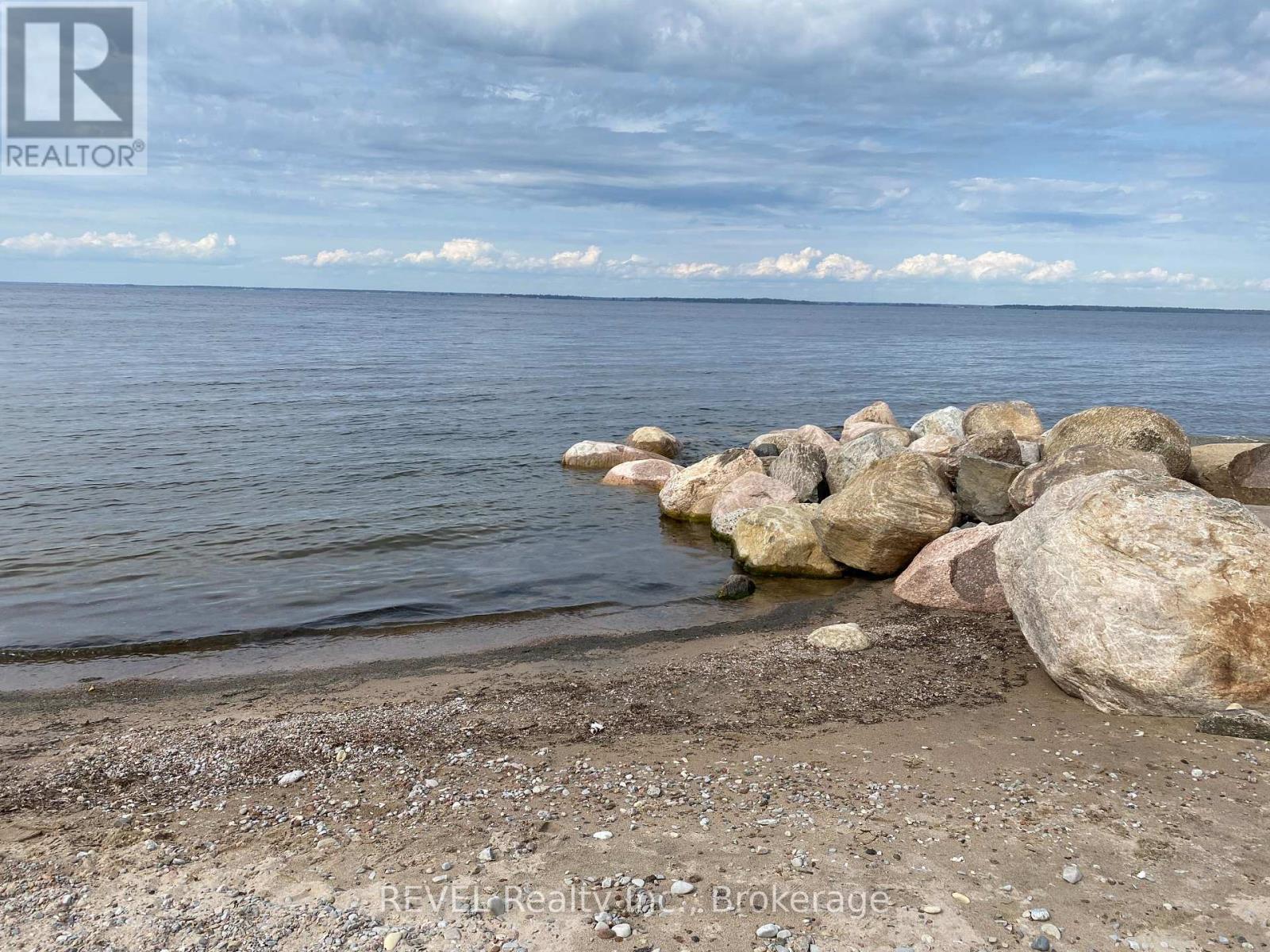 7 Wakunda Crescent, Tiny, Ontario  L9M 0B2 - Photo 13 - S12512660