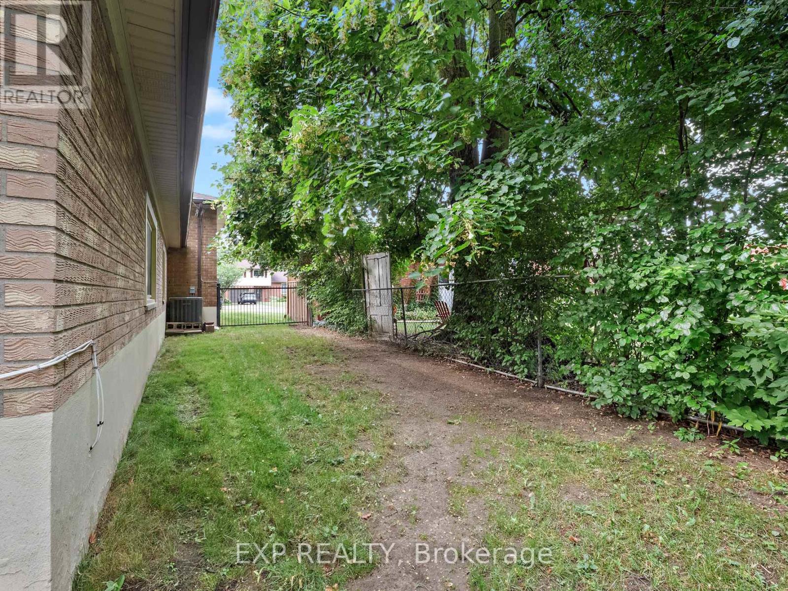 6711 Mcmicking Street, Niagara Falls, Ontario  L2J 1X5 - Photo 32 - X12513518