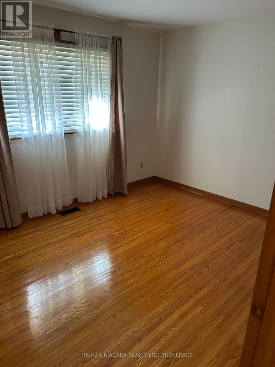 4367 Maplewood Avenue W, Niagara Falls, Ontario  L2E 5T6 - Photo 13 - X12515792