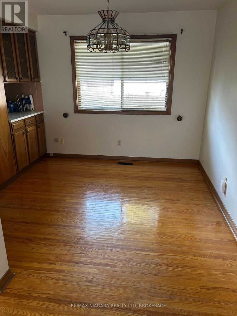 4367 Maplewood Avenue W, Niagara Falls, Ontario  L2E 5T6 - Photo 6 - X12515792