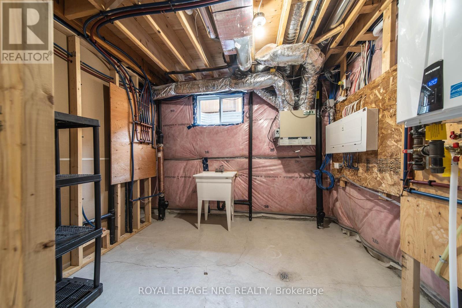 1217 Uppers Lane, Thorold, Ontario  L0S 1A0 - Photo 24 - X12517480