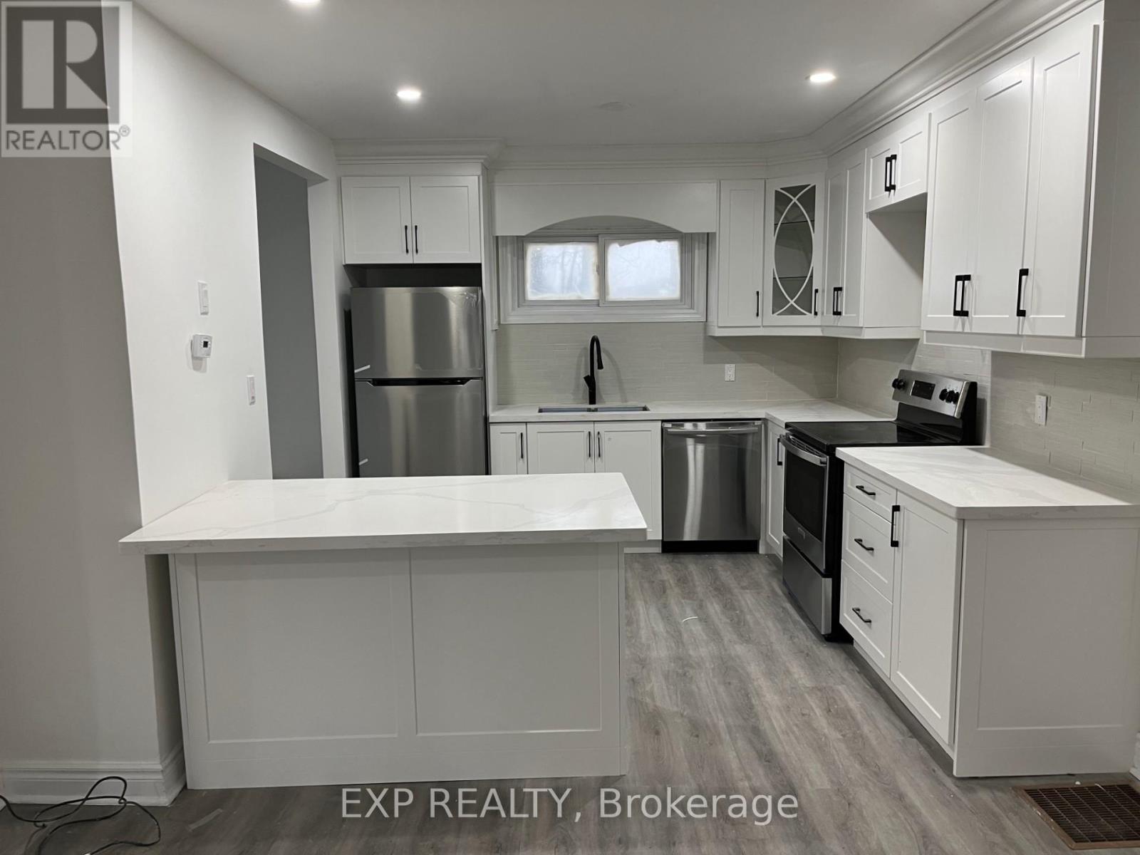 5051 HURON STREET, Niagara Falls, Ontario