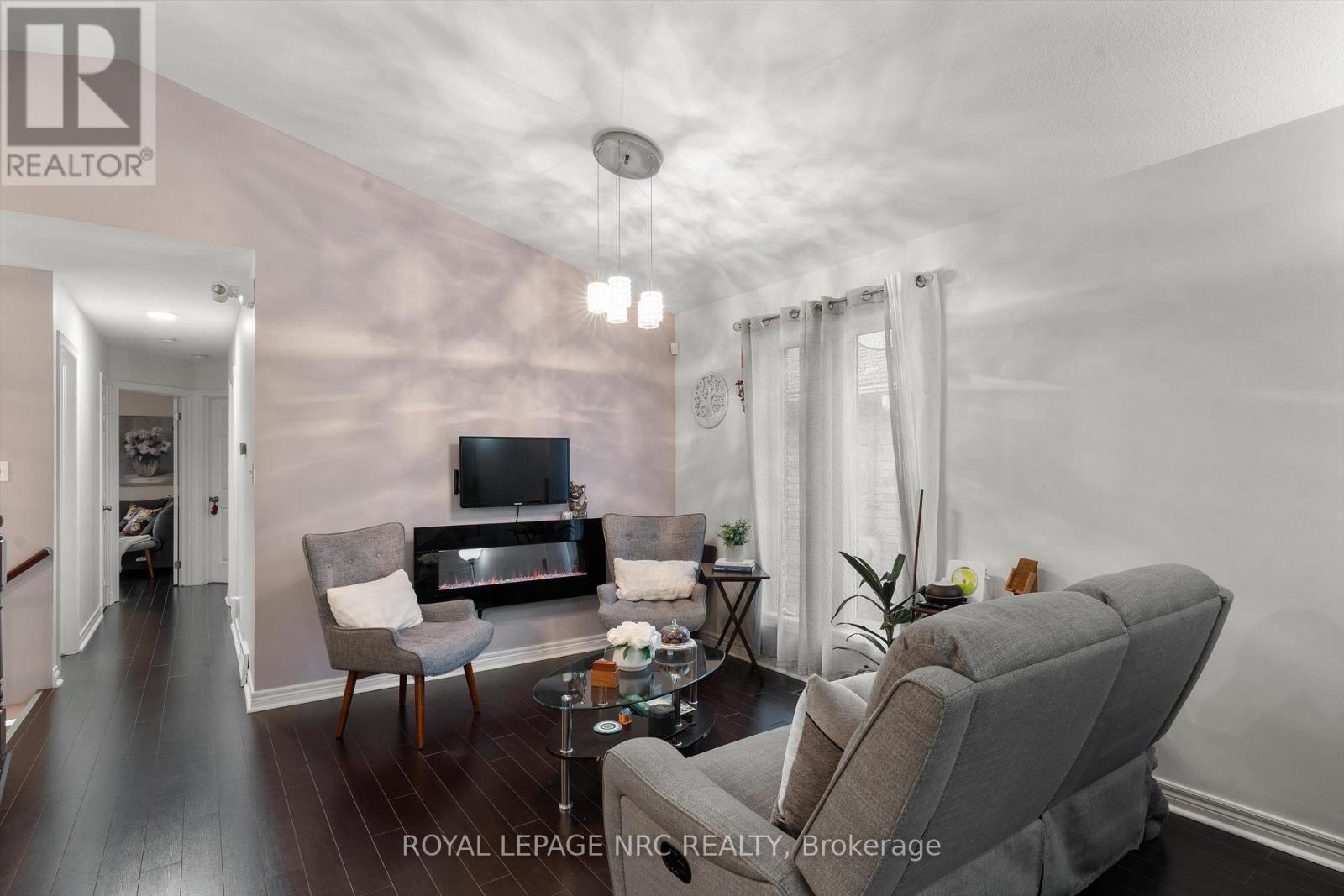 393b Glendale Avenue, St. Catharines, Ontario  L2T 1C5 - Photo 12 - X12518234