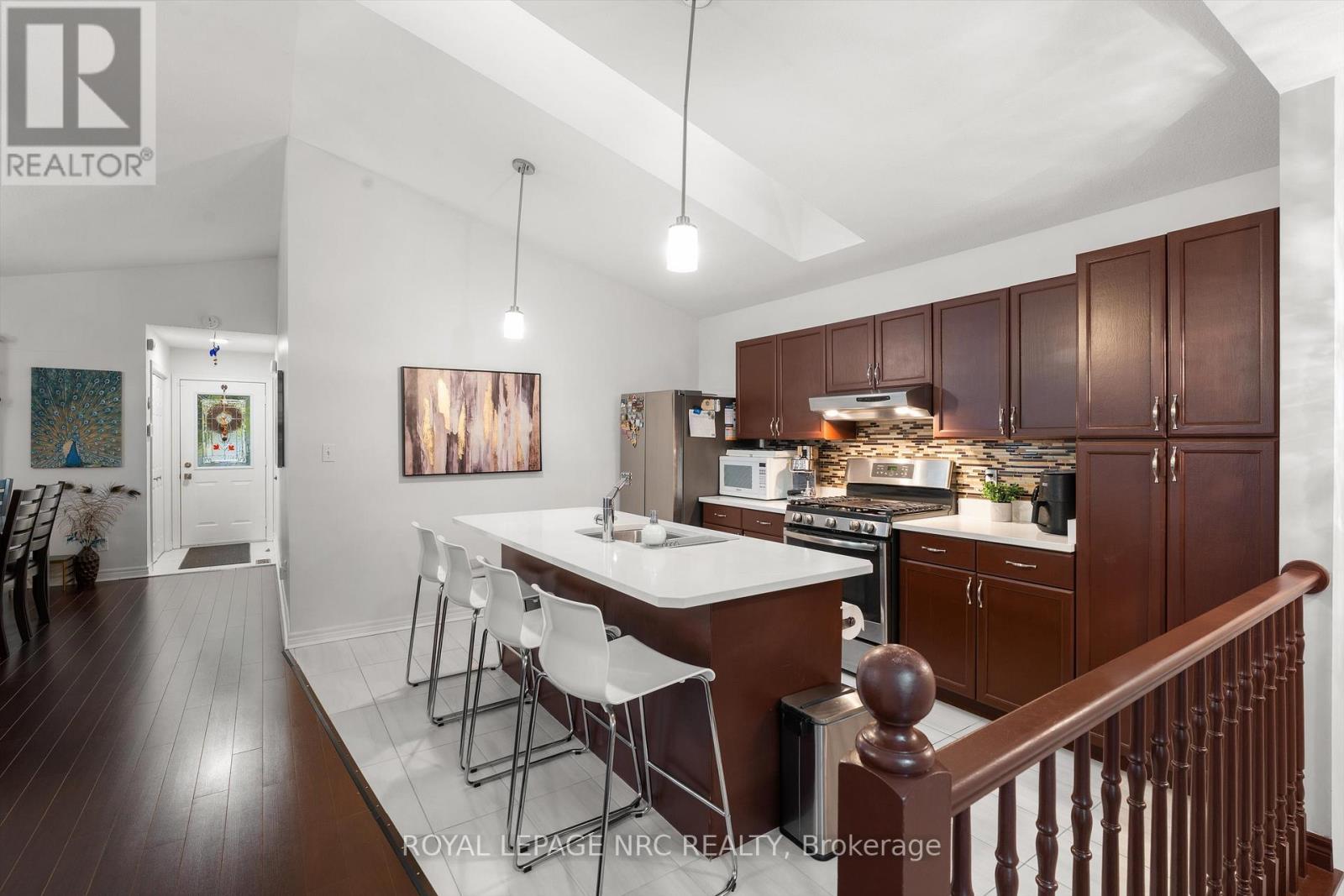 393b Glendale Avenue, St. Catharines, Ontario  L2T 1C5 - Photo 9 - X12518234