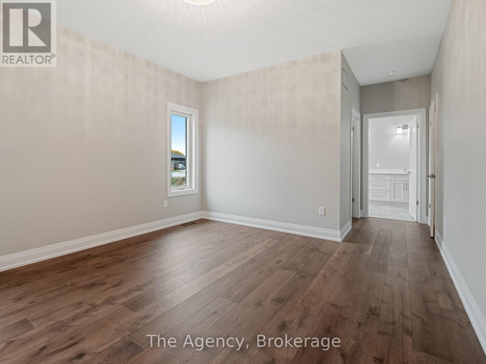 149 Willowbrook Drive, Welland, Ontario  L3C 0G2 - Photo 13 - X12520182