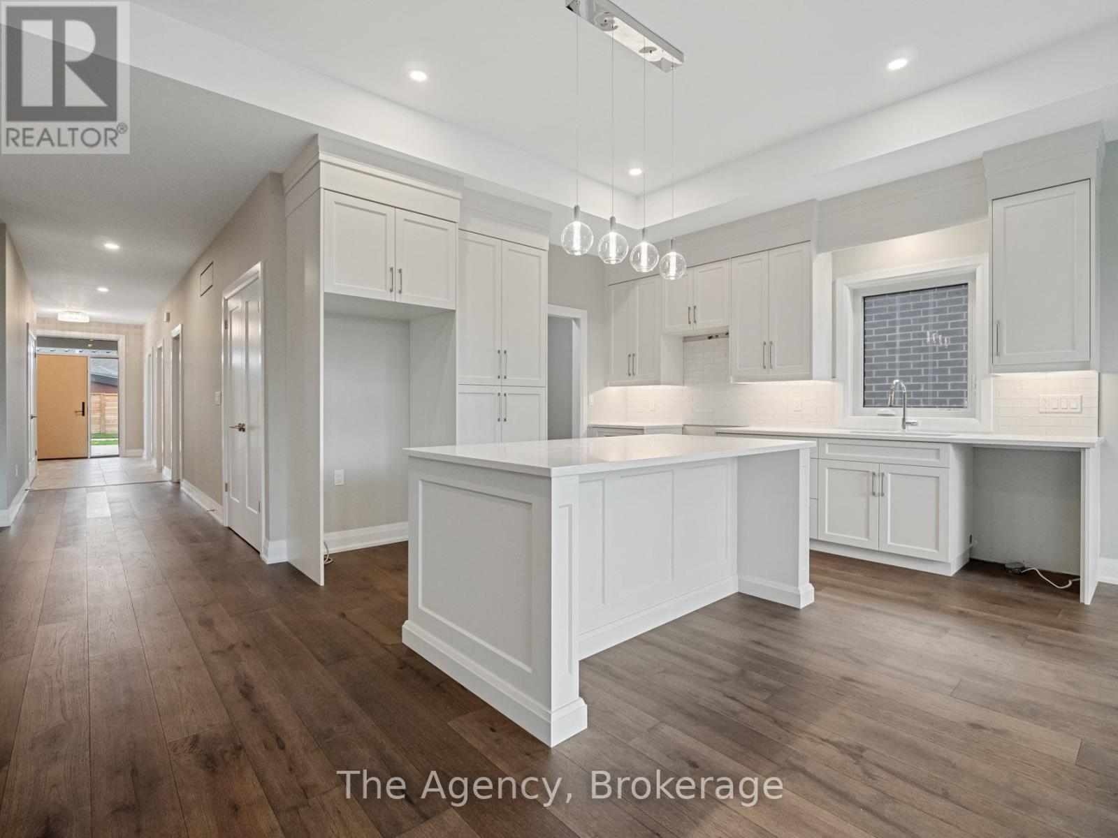 149 Willowbrook Drive, Welland, Ontario  L3C 0G2 - Photo 19 - X12520182