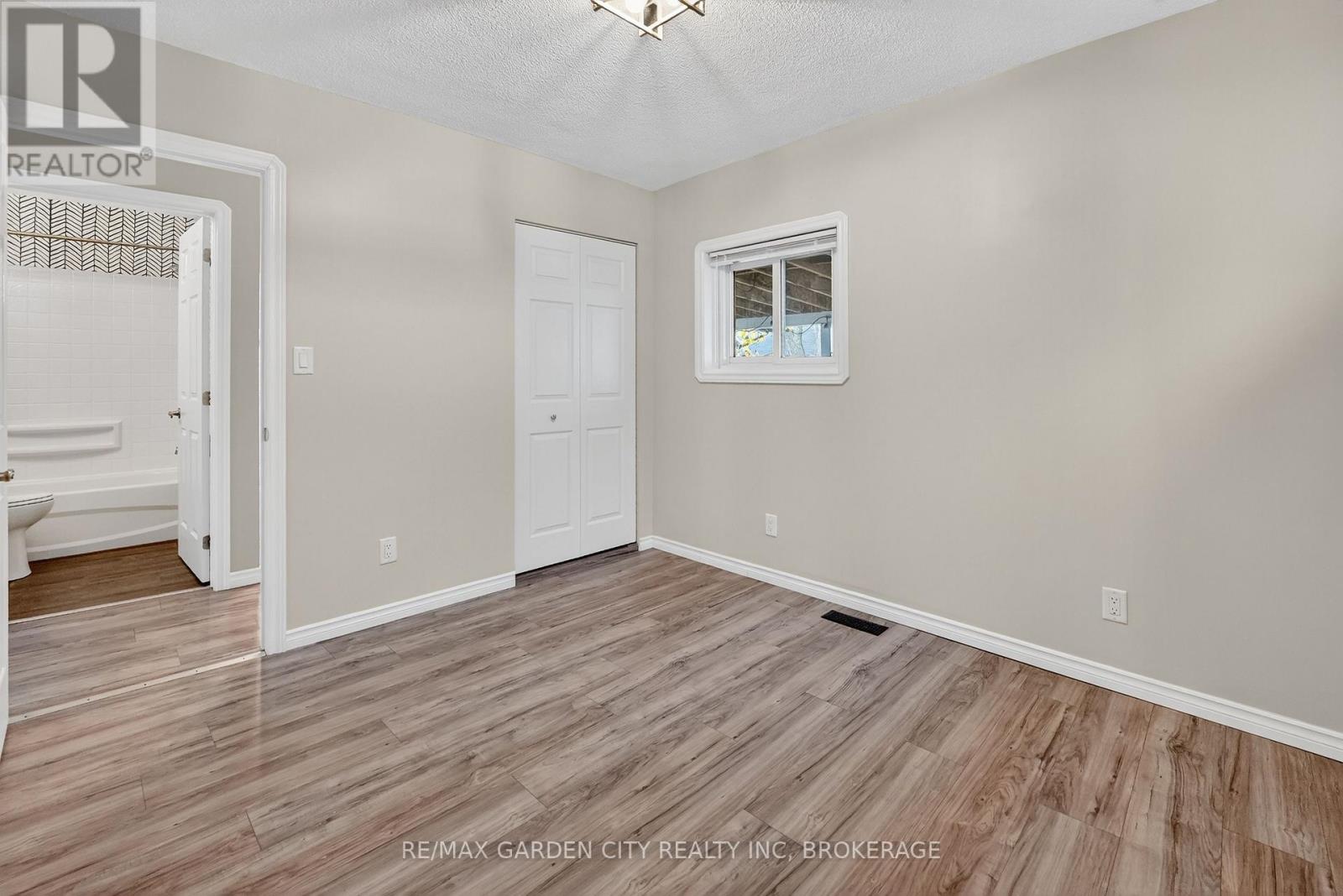 210 Wright Street, Welland, Ontario  L3B 2K3 - Photo 13 - X12520402