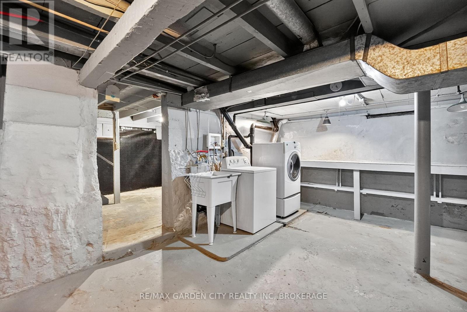 210 Wright Street, Welland, Ontario  L3B 2K3 - Photo 20 - X12520402