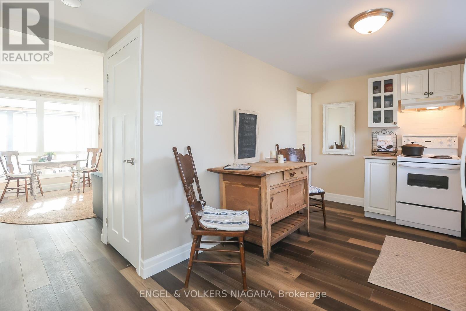 41 Andrew Crescent, Goderich, Ontario  N7A 3X8 - Photo 5 - X12520406