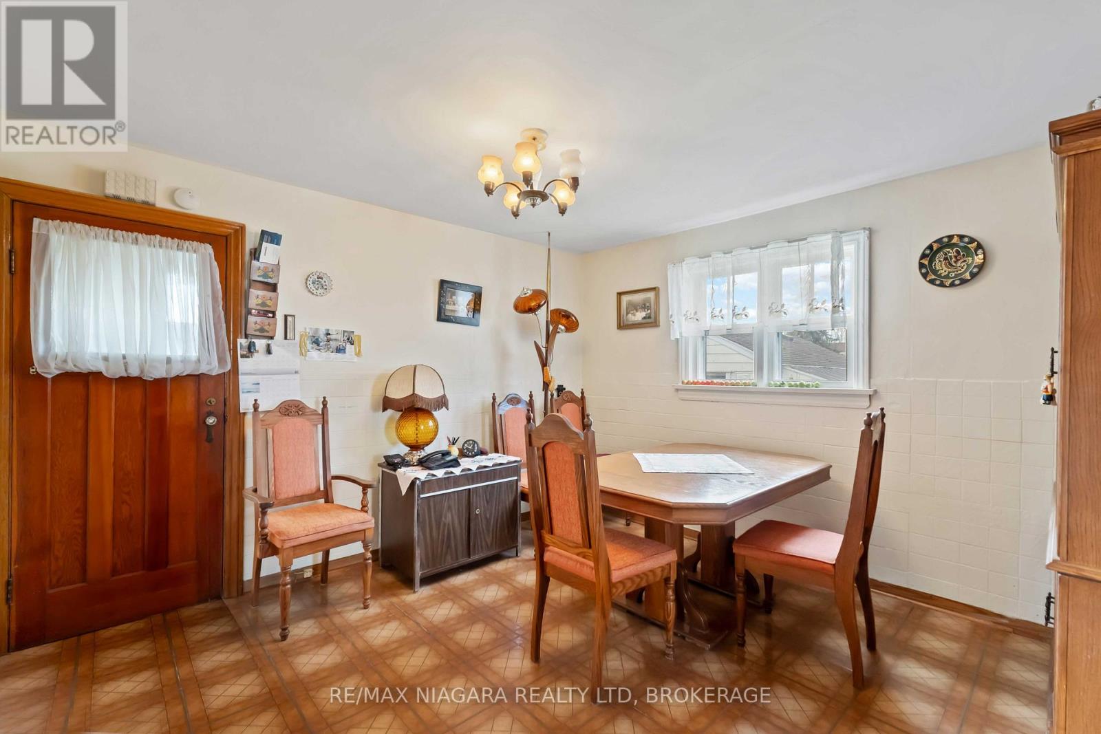 506 Harriet Street, Welland, Ontario  L3B 2J1 - Photo 13 - X12520424