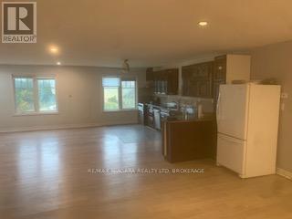 Upper Unit #1 - 33266 Pettit Road, Wainfleet, Ontario  L0S 1V0 - Photo 10 - X12524658