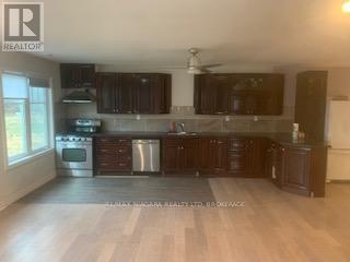 Upper Unit #1 - 33266 Pettit Road, Wainfleet, Ontario  L0S 1V0 - Photo 8 - X12524658