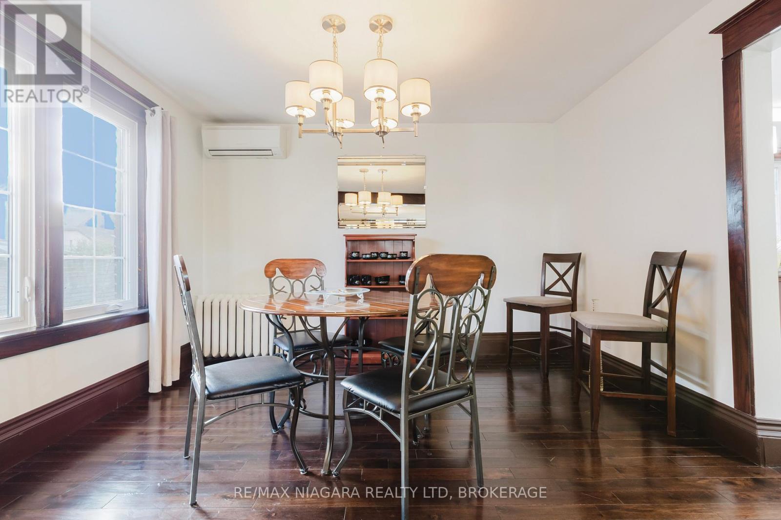 4765 Second Avenue, Niagara Falls, Ontario  L2E 4H7 - Photo 12 - X12525104