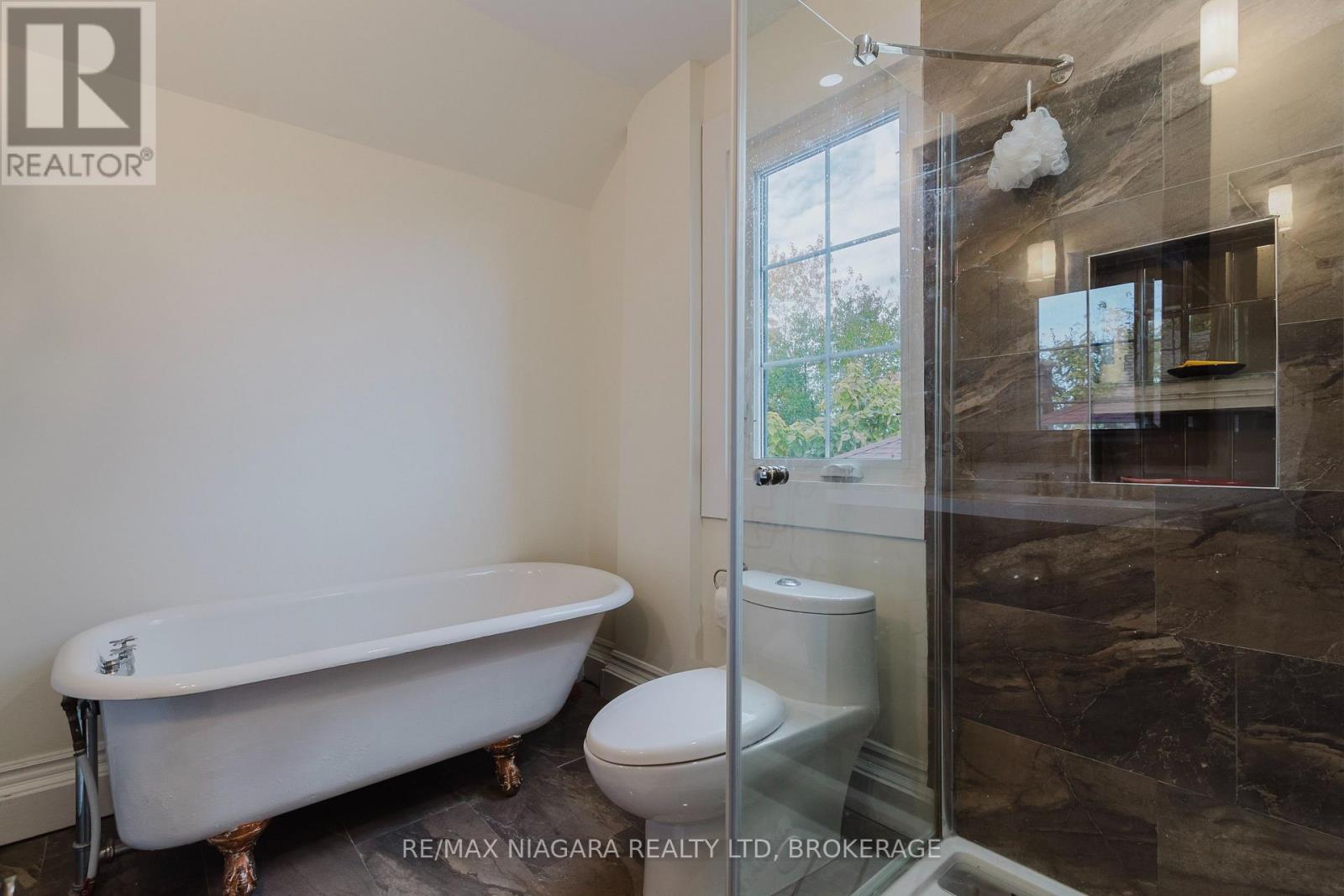 4765 Second Avenue, Niagara Falls, Ontario  L2E 4H7 - Photo 22 - X12525104