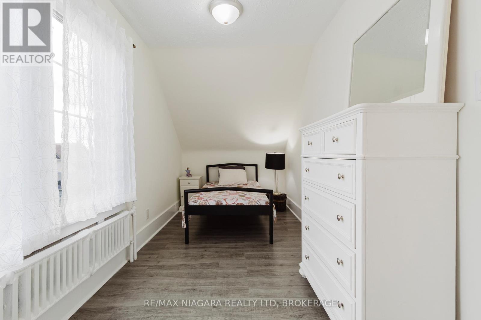 4765 Second Avenue, Niagara Falls, Ontario  L2E 4H7 - Photo 30 - X12525104