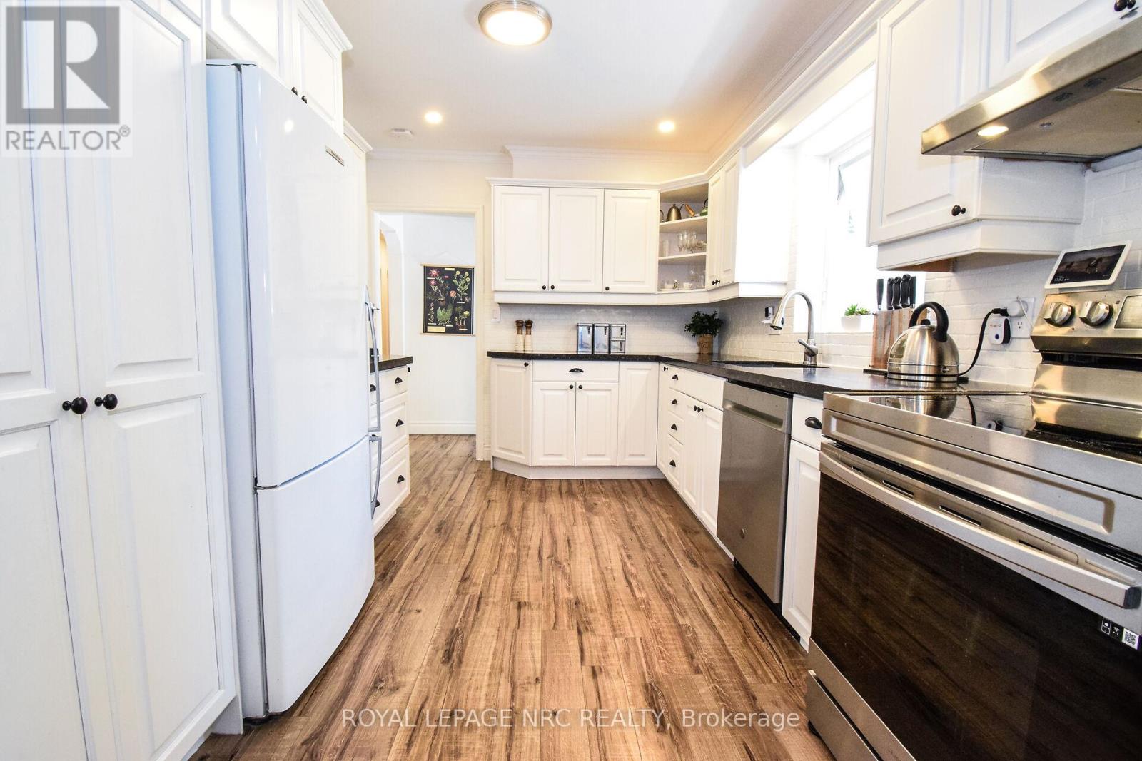 191 Dalhousie Avenue, St. Catharines, Ontario  L2N 4X8 - Photo 10 - X12525294