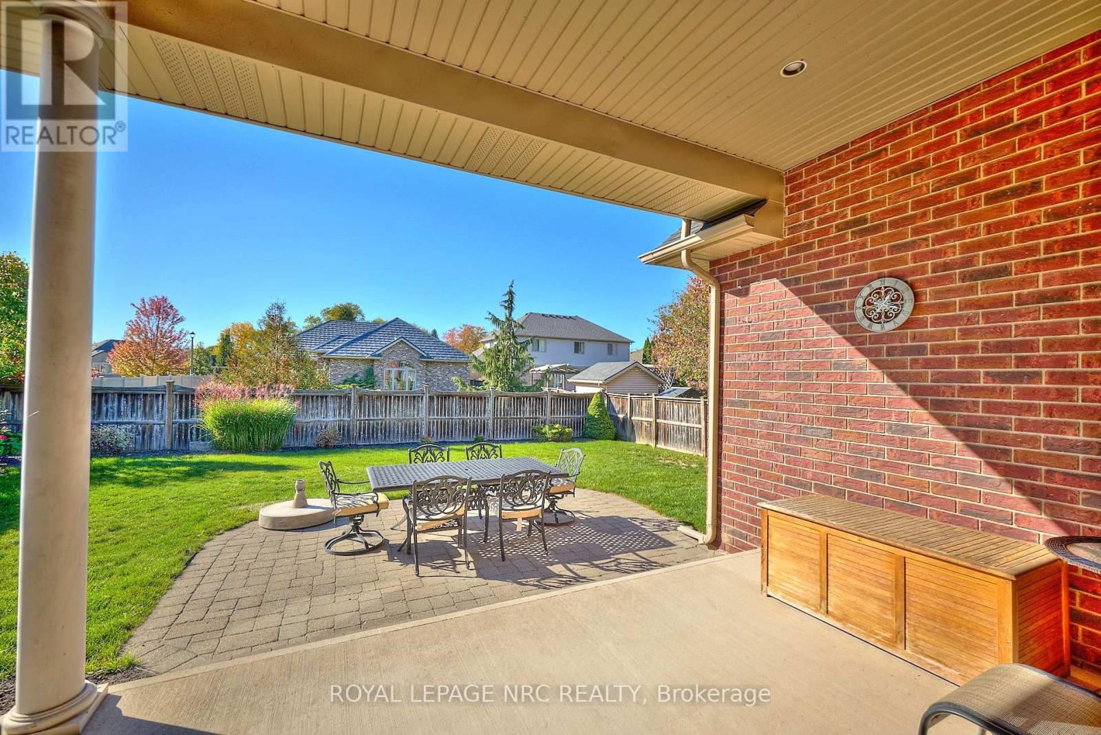 45 Timber Creek Crescent, Pelham, Ontario  L3E 0P3 - Photo 11 - X12538118