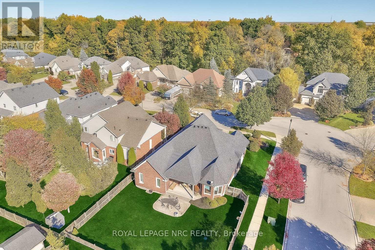 45 Timber Creek Crescent, Pelham, Ontario  L3E 0P3 - Photo 4 - X12538118