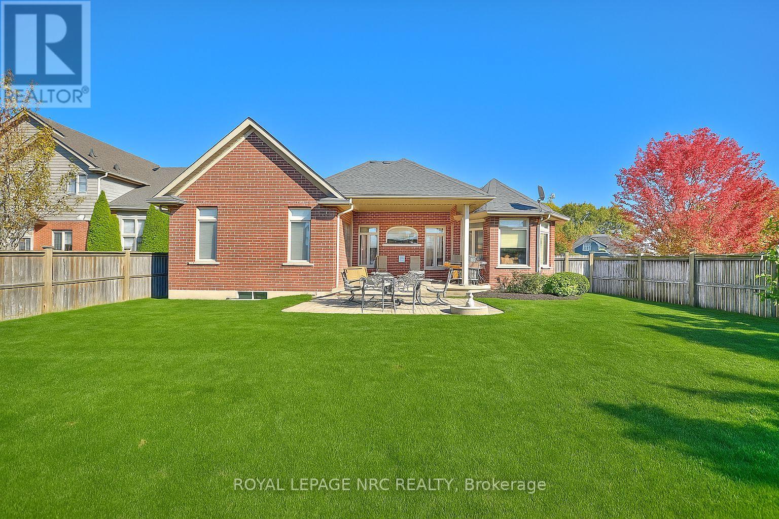 45 Timber Creek Crescent, Pelham, Ontario  L3E 0P3 - Photo 6 - X12538118