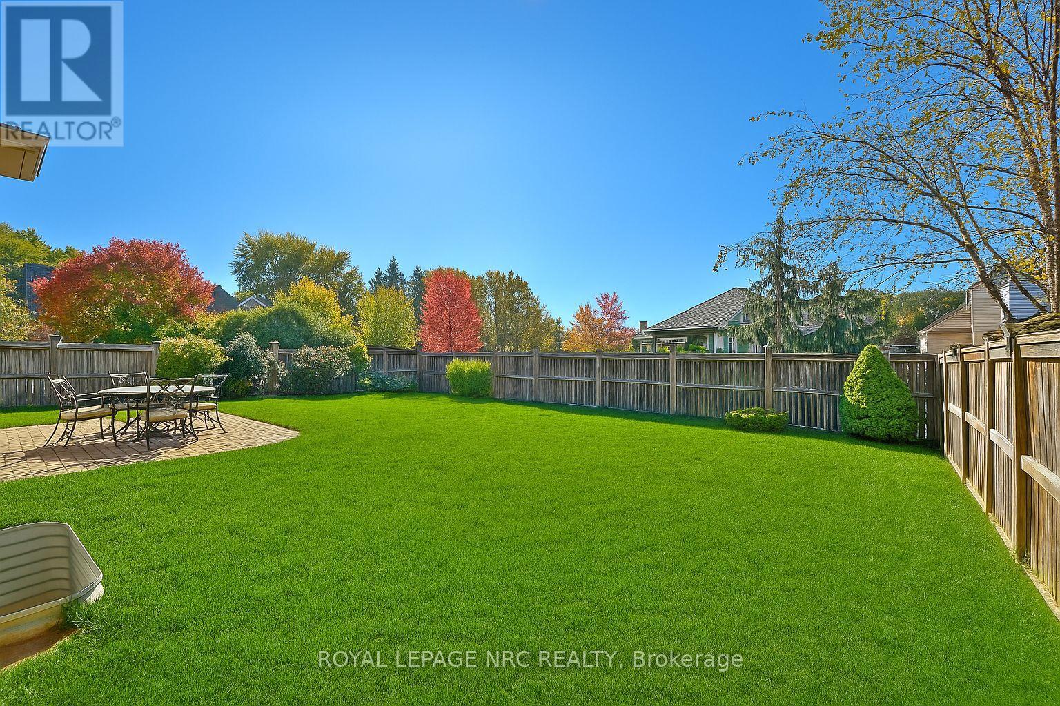 45 Timber Creek Crescent, Pelham, Ontario  L3E 0P3 - Photo 8 - X12538118