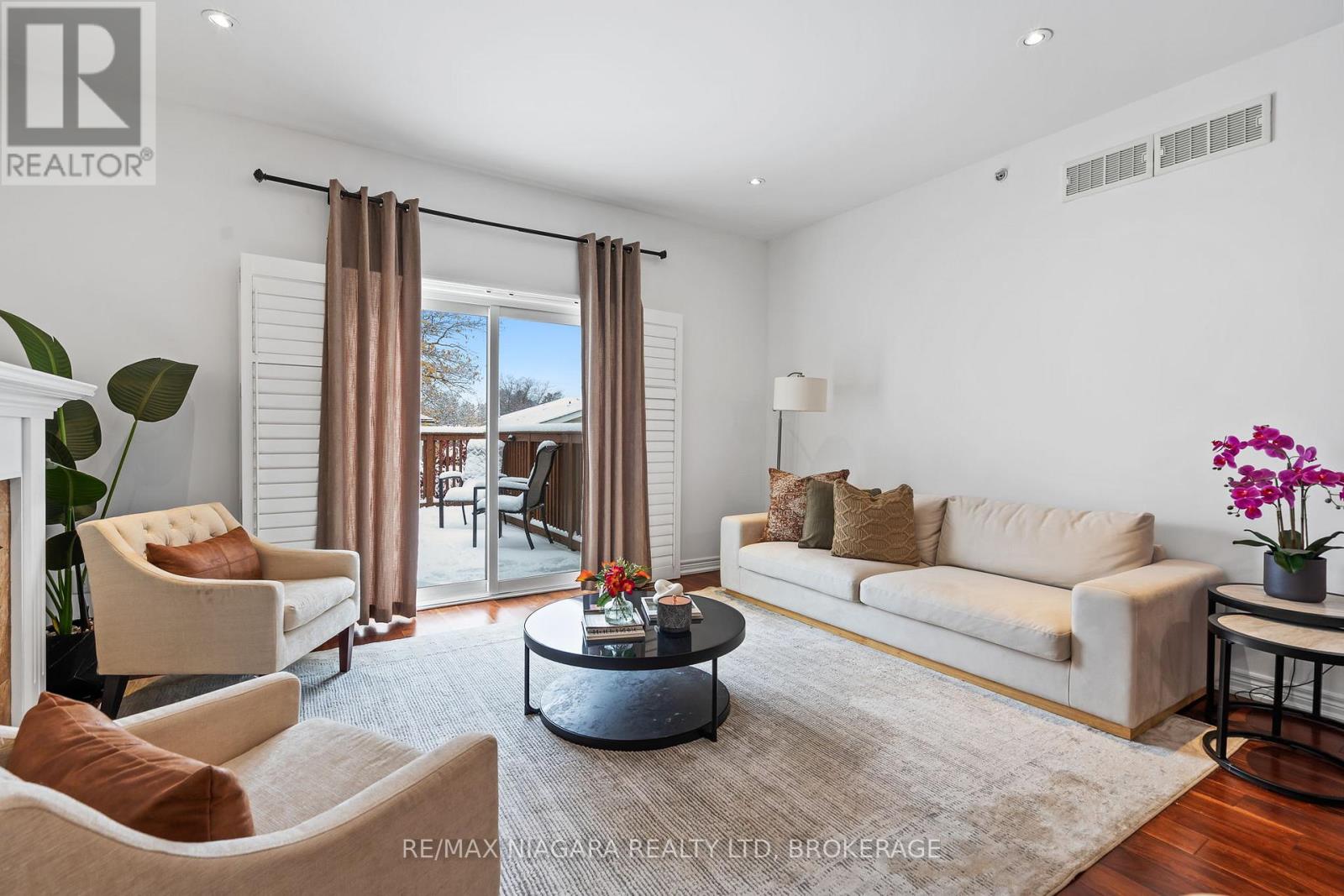 13 Corbin Street, St. Catharines, Ontario  L2P 0C2 - Photo 15 - X12541164